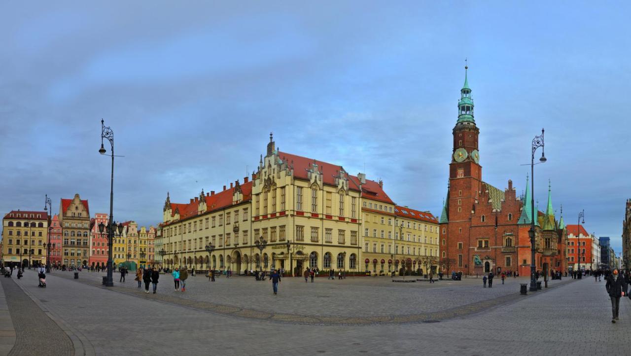 Rynek Apartment วรอตซวาฟ ภายนอก รูปภาพ