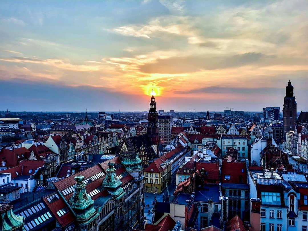 Rynek Apartment วรอตซวาฟ ภายนอก รูปภาพ