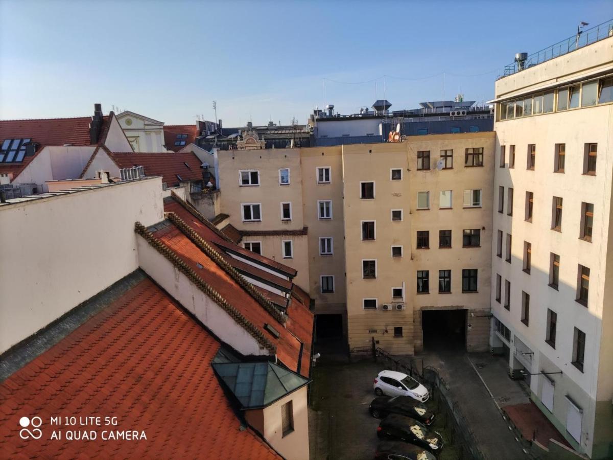 Rynek Apartment วรอตซวาฟ ภายนอก รูปภาพ