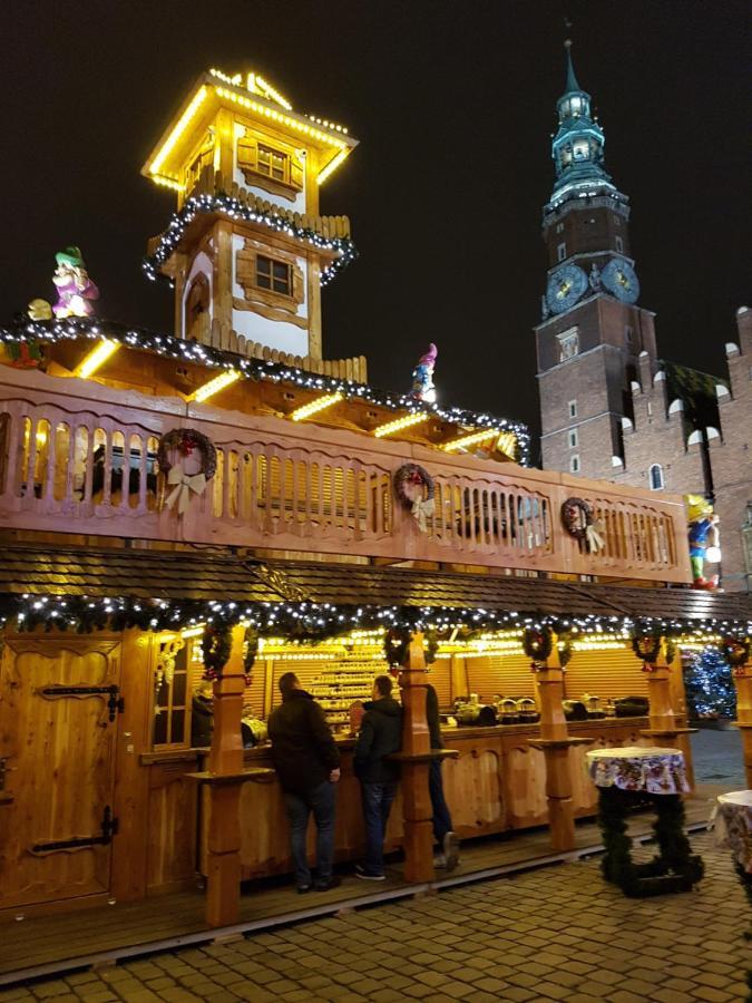 Rynek Apartment วรอตซวาฟ ภายนอก รูปภาพ