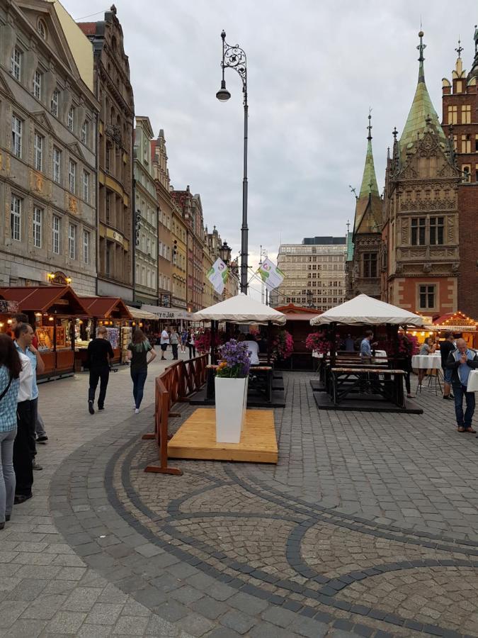 Rynek Apartment วรอตซวาฟ ภายนอก รูปภาพ
